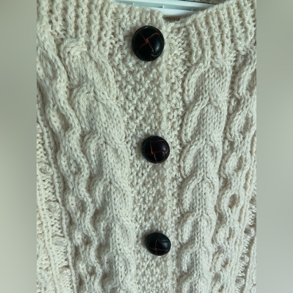 Fabulous Handmade Irish Fisherman Intricate Cable Knit Sweater Ivory Sz Small - Picture 10 of 10